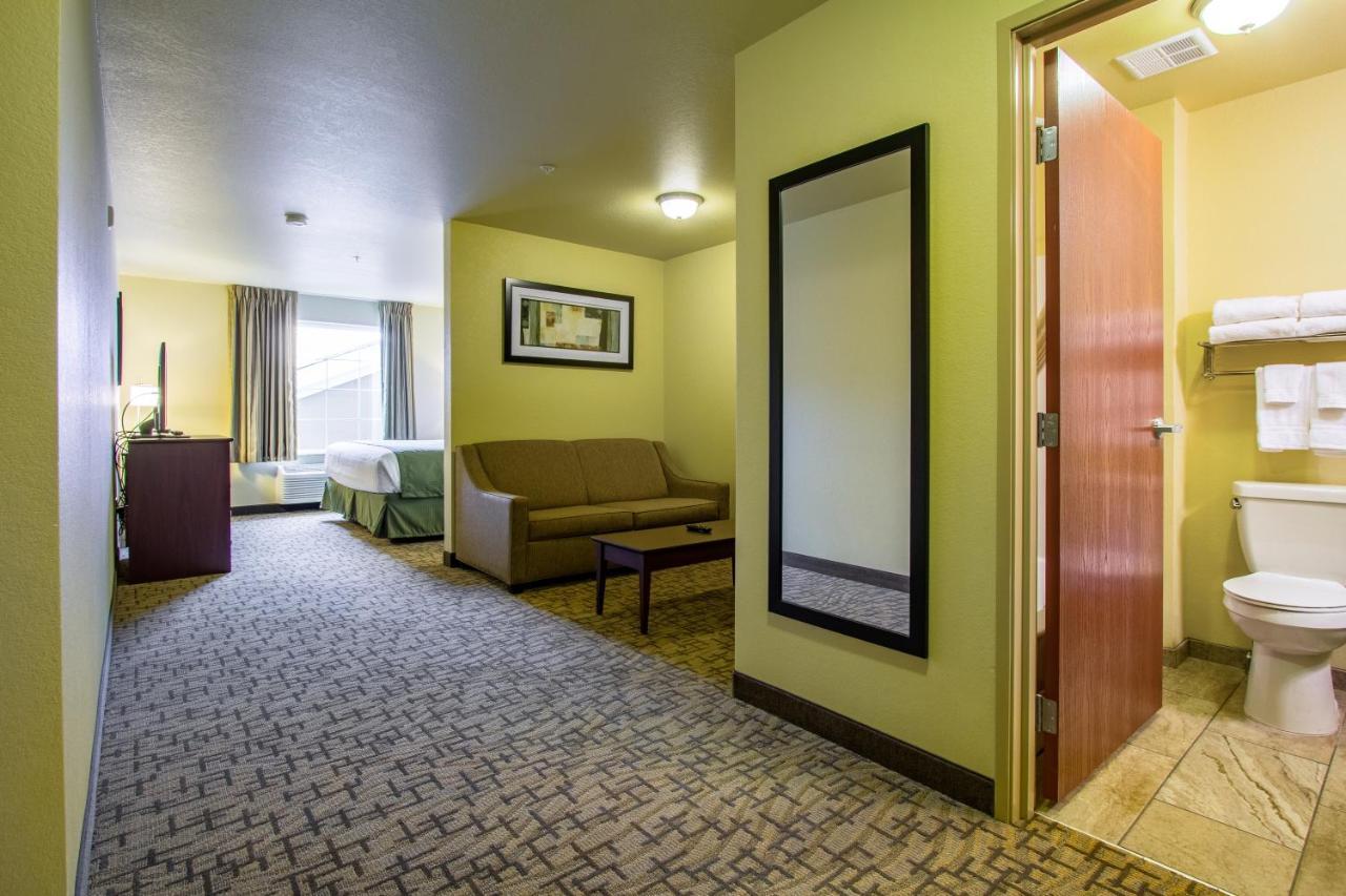 Cobblestone Hotel & Suites - Orrville Exteriör bild